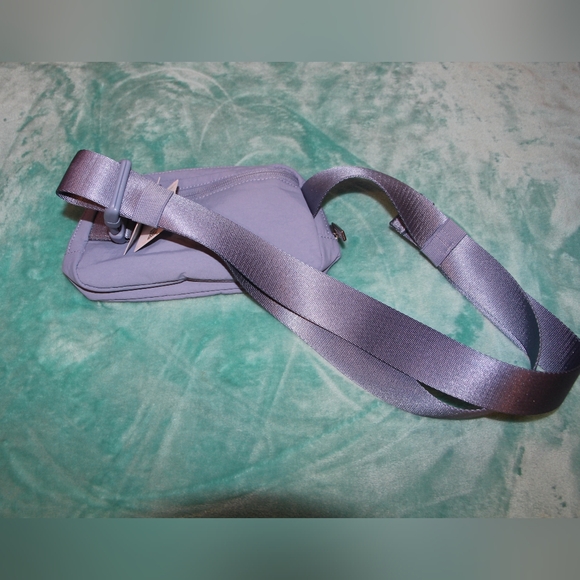 Lululemon Light Blue Belt Bag - Picture 3 of 5